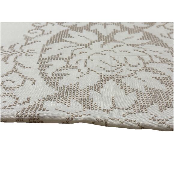 Vintage Needlepoint Hand Embroidered Tablecloth Scalloped Edge Tan Ivory 84 x 54 - Picture 5 of 13